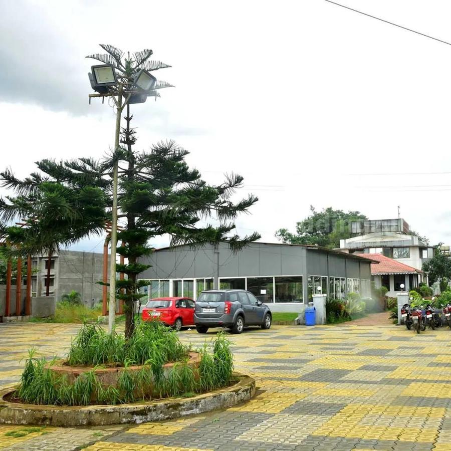 Hotel Complimentary Water Park Igatpuri Exterior foto