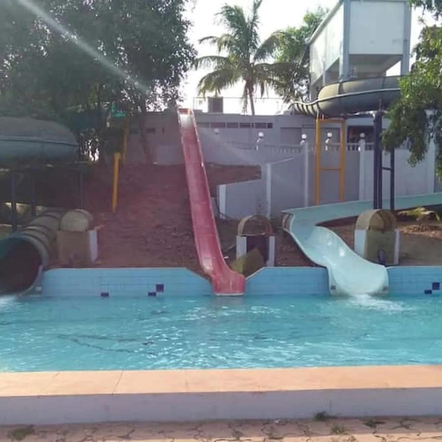 Hotel Complimentary Water Park Igatpuri Exterior foto